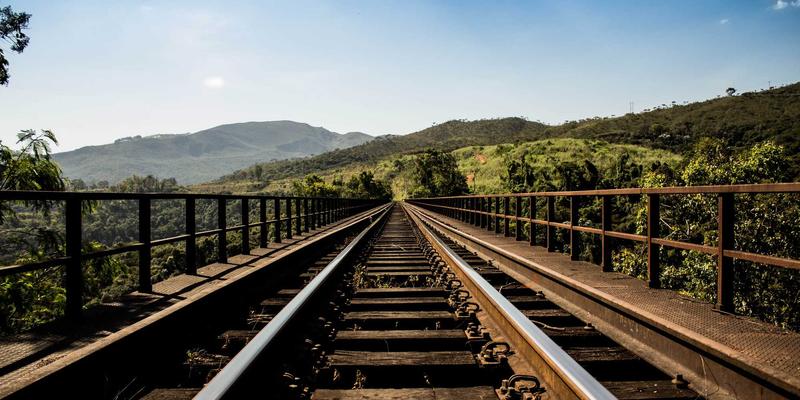 离心风扇与智能通风：高端游戏电脑与工作站的自适应散热策略解析